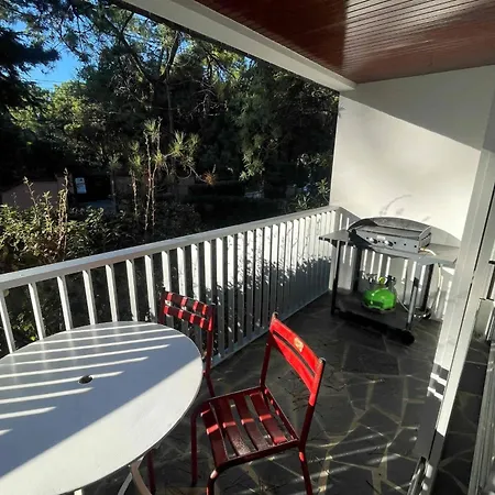 Cosy 5 Minutes From Apartamento